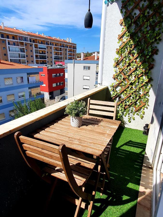 N3 Apartment Amadora Eksteriør billede